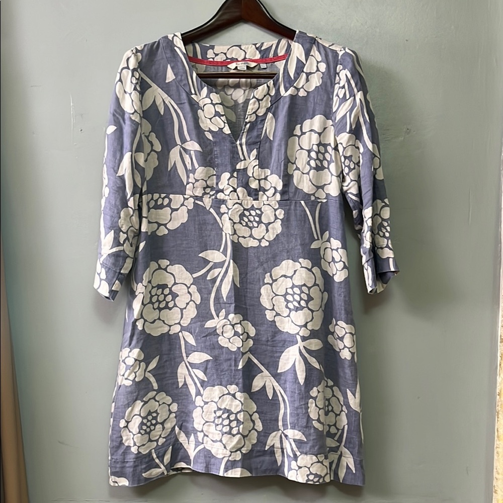Floral Blue and White Women's Linen Top